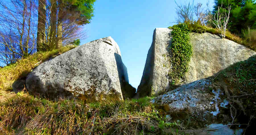 l'enceinte du camp  du camp d'artus.